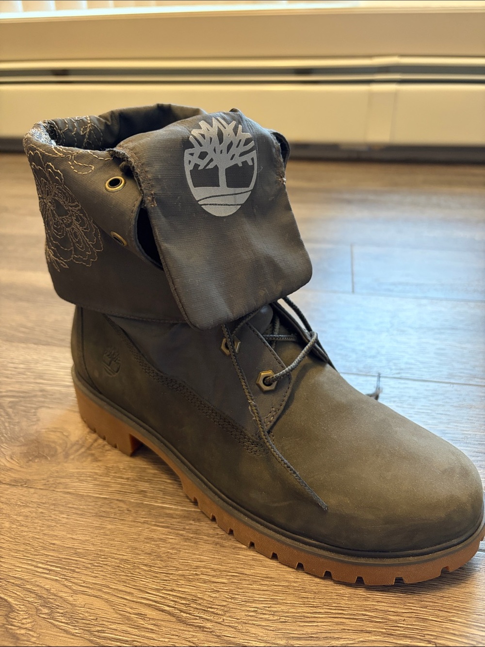 Timberland Men's Fold-Down Boots in Olive Green with Tan Sole